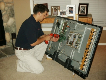 Chuyên sửa chữa và bảo hành tivi dài hạn